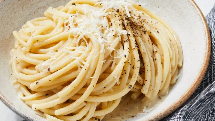 Bucatini Cacio e Pepe Recipe — Quick and Easy Homemade Snack