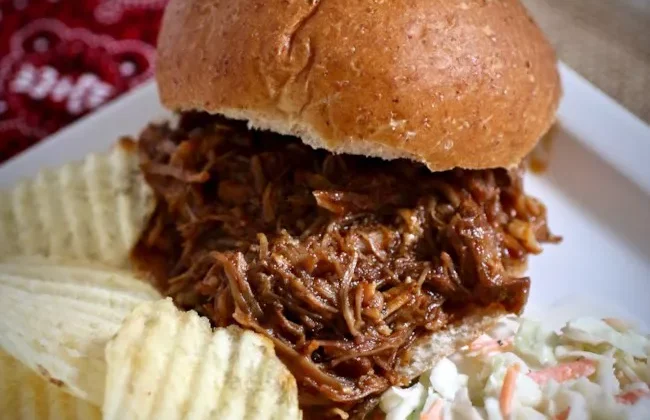 How to Make Instant Pot Pulled Pork Sandwiches (Easy Recipe Step-by-Step)