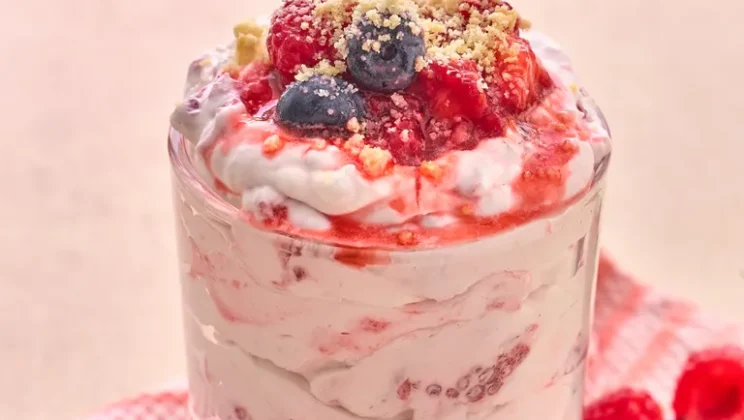 Easy Summer Berry Fool Recipe You Can Make in 30 Minutes