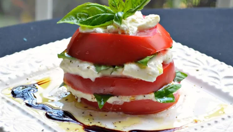 Easy Stacked Tomato and Burrata Salad Recipe You Can Make in 30 Minutes