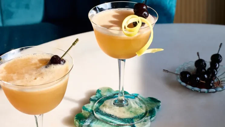 How to Make Delicious Whiskey-Fig Sour — Quick & Easy!