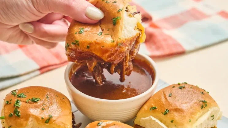 How to Make the Perfect Shredded Beef Sliders at Home